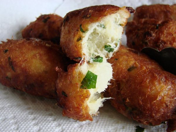 Bolinho de Bacalhau - PEÇA PELO TELEFONE